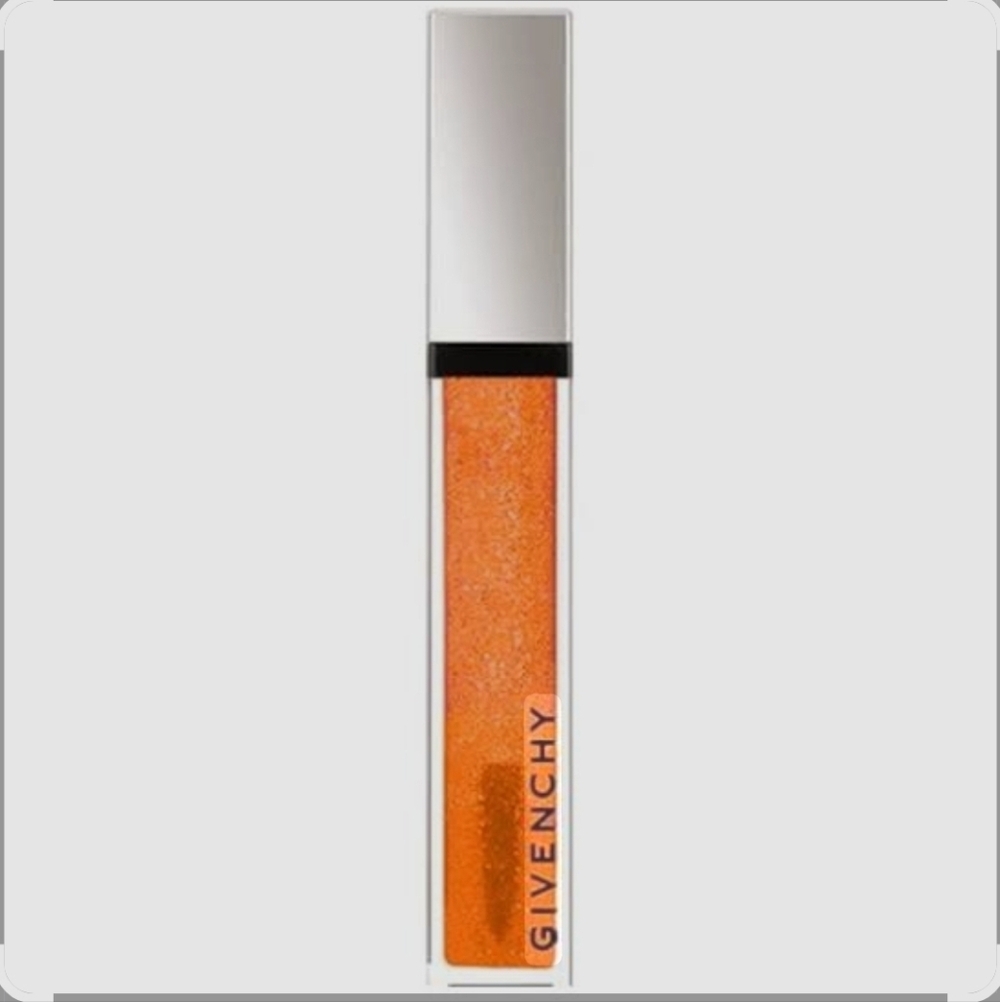 GIVENCHY LIPPIE NWOB
